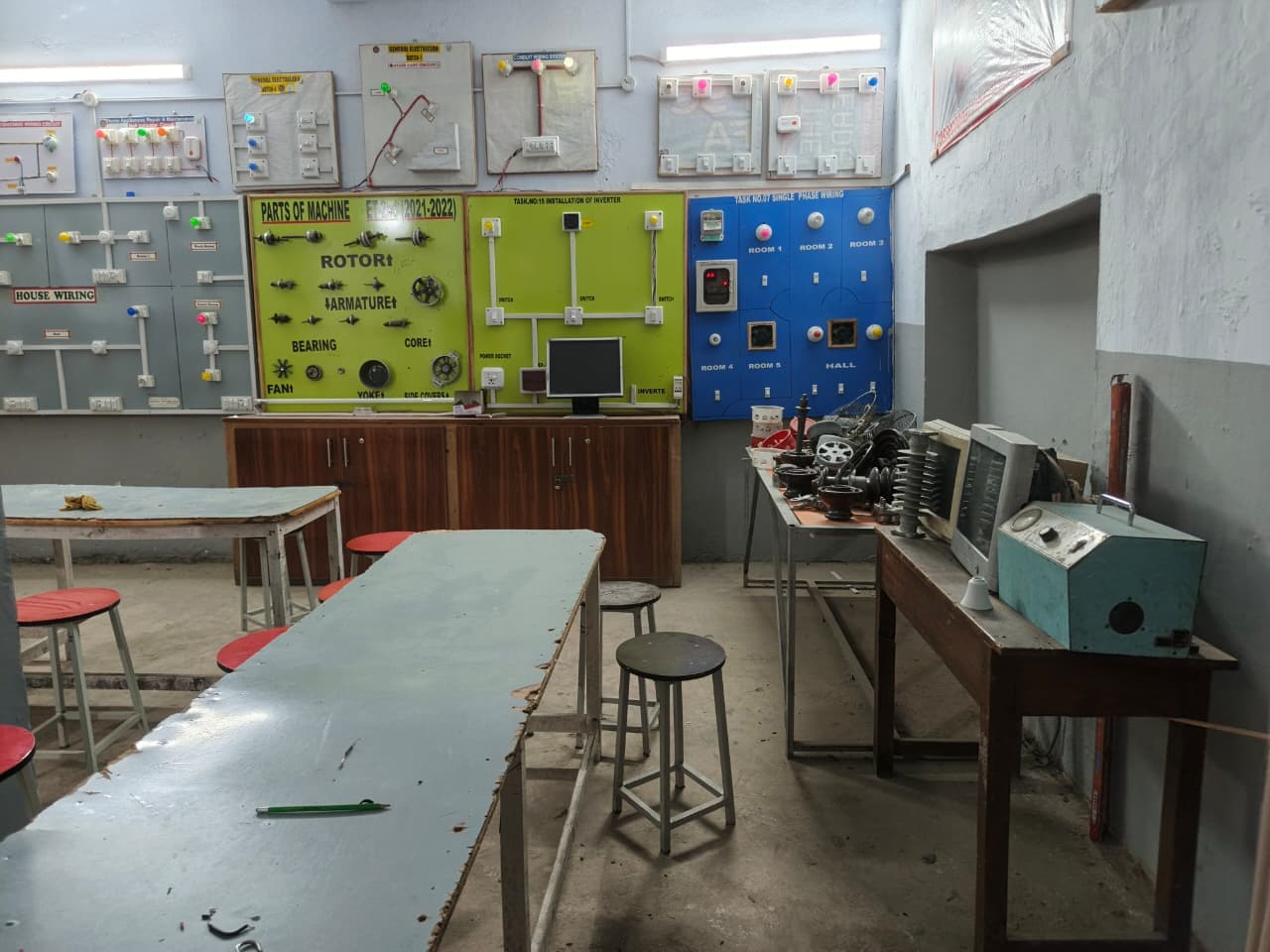 Hands-on electrical wiring training at LCST Havelian Cantt